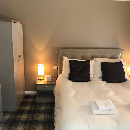 The Spinnaker Hotel 구럭 외부 사진