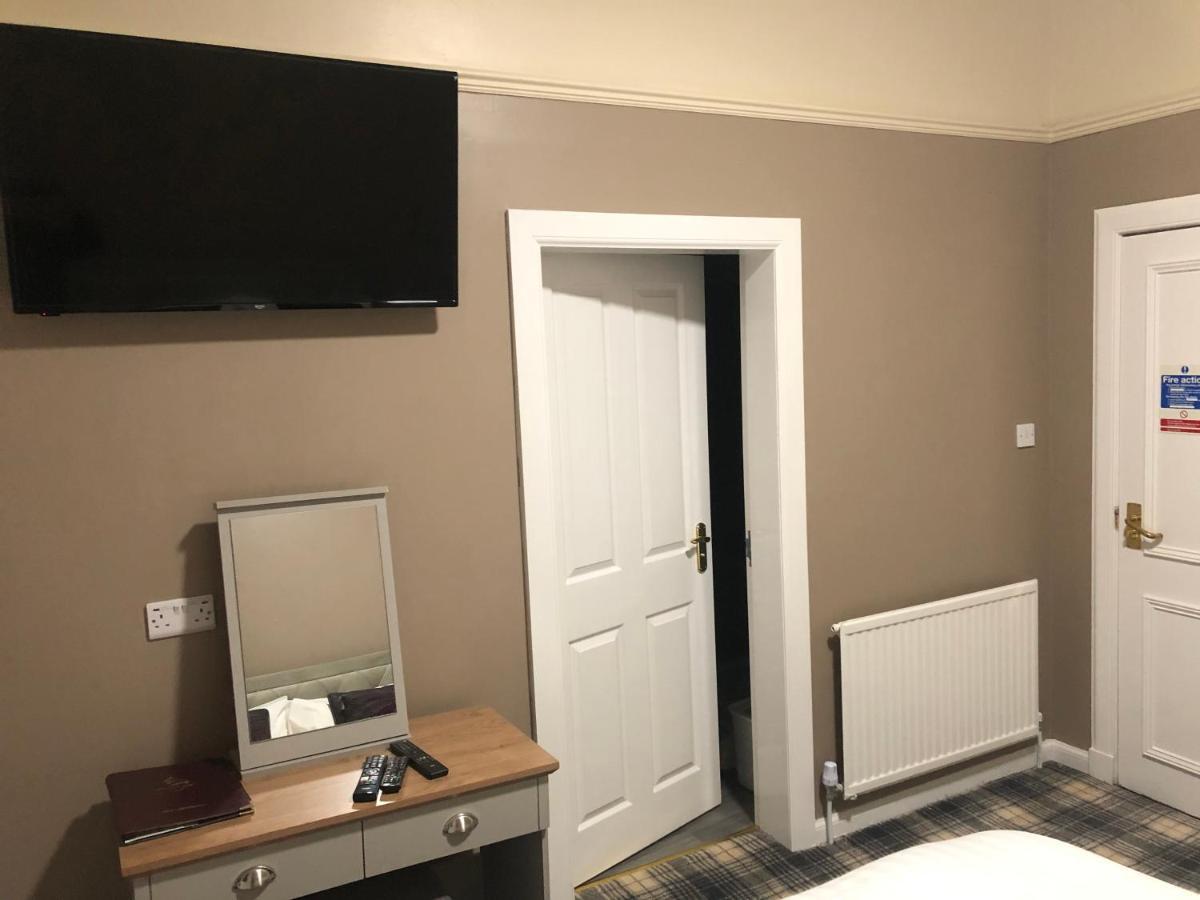 The Spinnaker Hotel 구럭 외부 사진