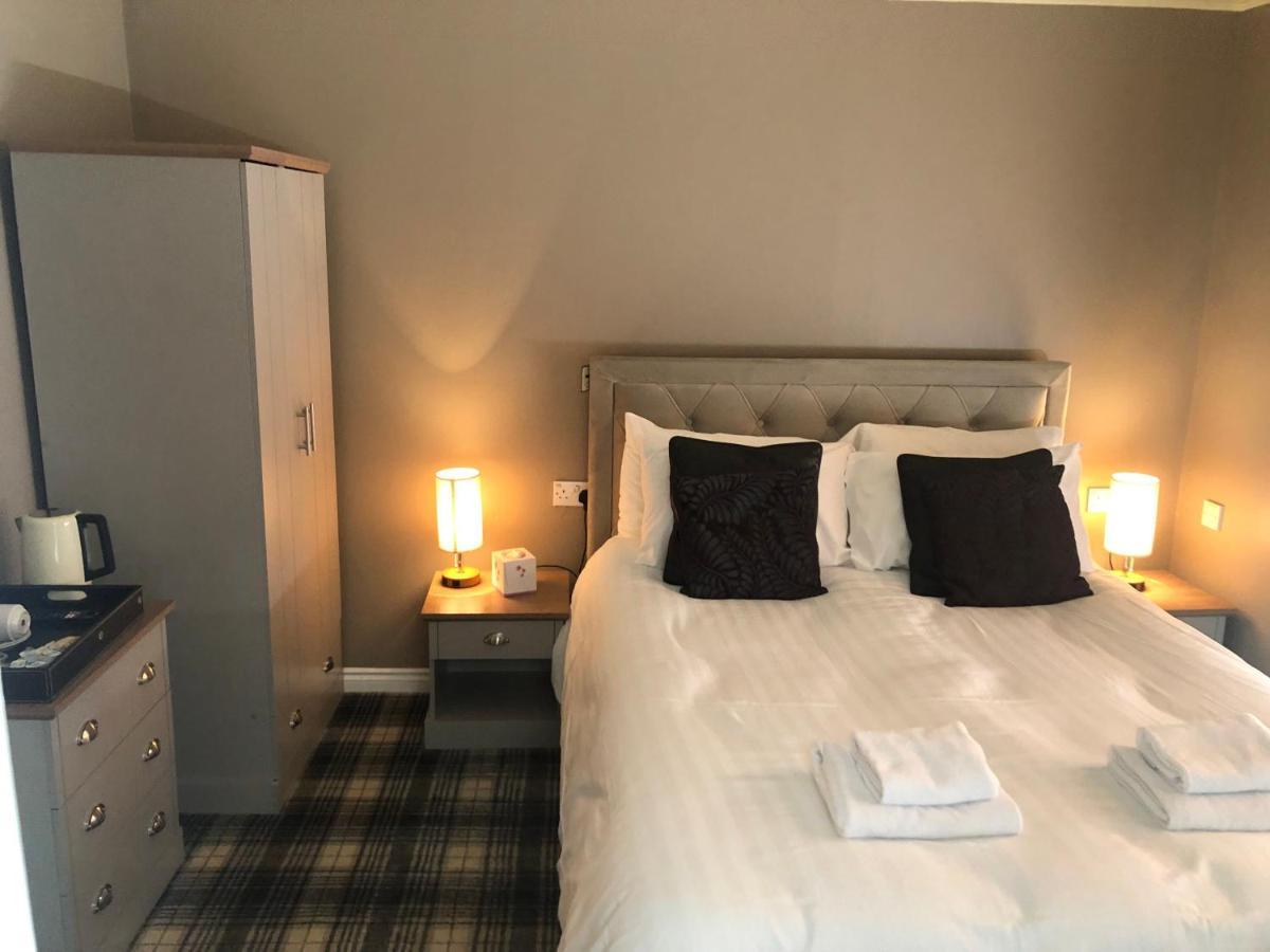 The Spinnaker Hotel 구럭 외부 사진