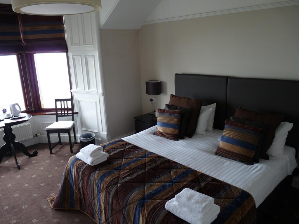 The Spinnaker Hotel 구럭 객실 사진