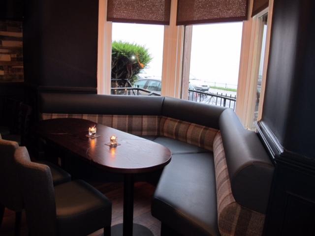 The Spinnaker Hotel 구럭 외부 사진