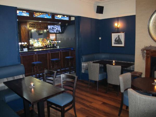 The Spinnaker Hotel 구럭 외부 사진